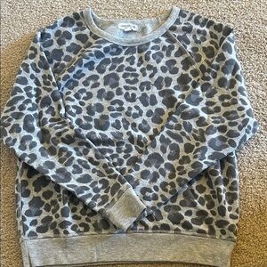 Leopard Print Crew Neck Sweater - Gray